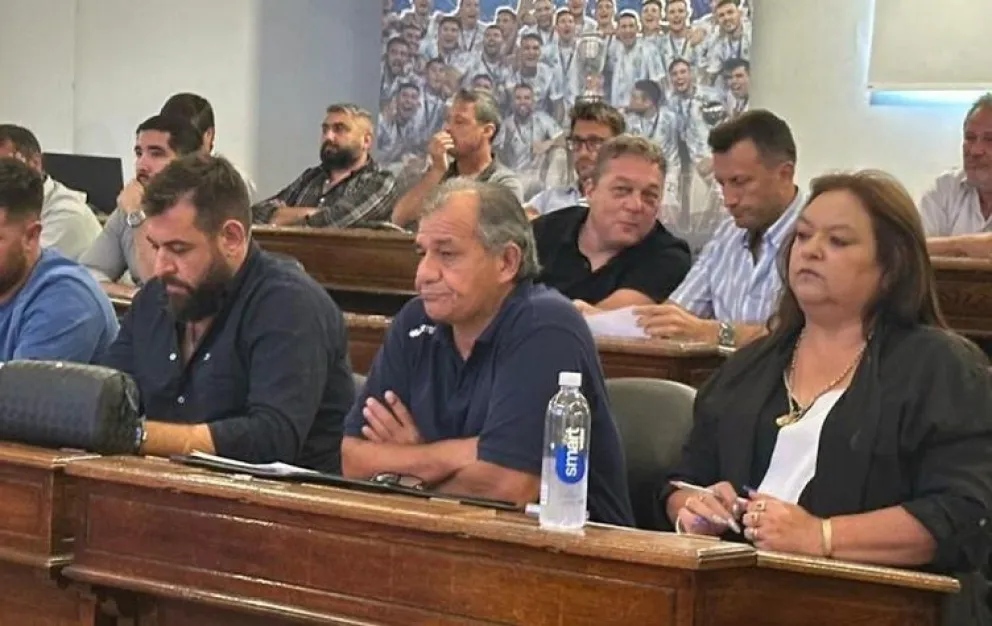  La titular Franjeada, Griselda Cardozo, junto al dirigente Florencio Belotto, participaron del lanzamiento del Torneo Juvenil.