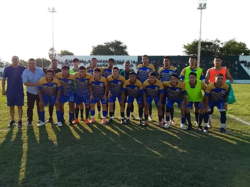 FOTO: 1º de Mayo de Clorinda se aseguró la clasificación a la siguiente fase del Federativo.