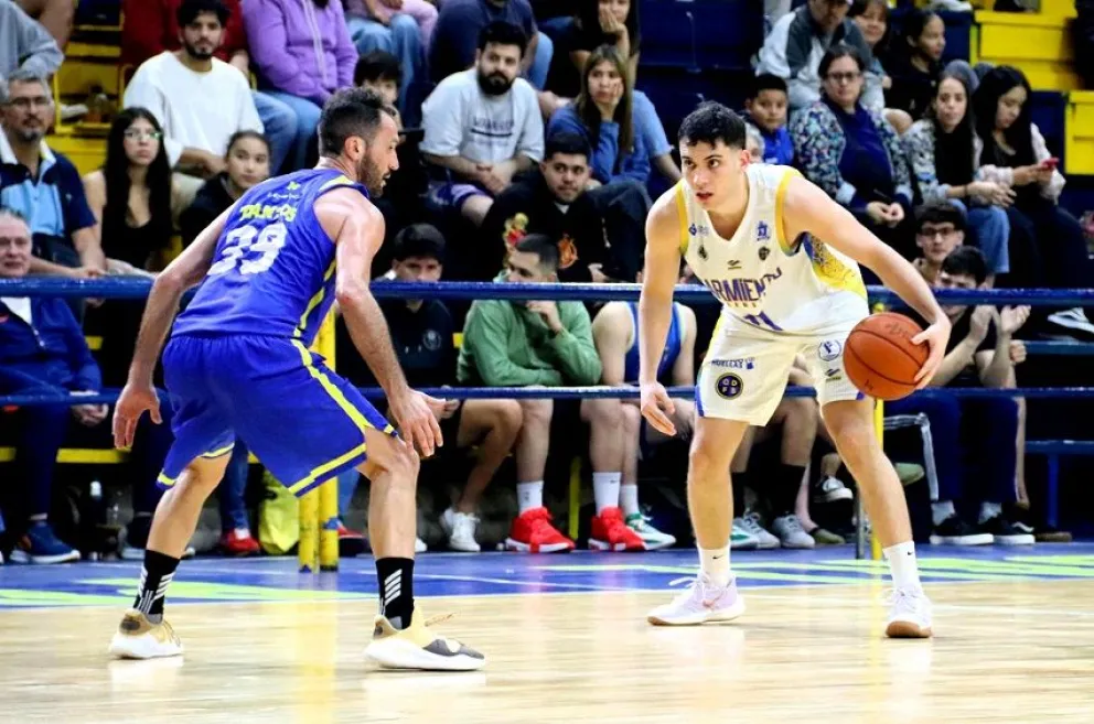 FOTO PRENSA SARMIENTO BÁSQUET