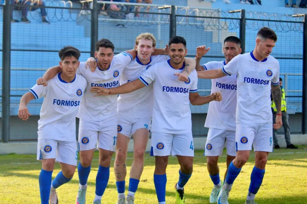  FOTO: Sol de América iniciará el derrotero en la Reválida cuando reciba a un viejo conocido, como es Sarmiento de Resistencia.