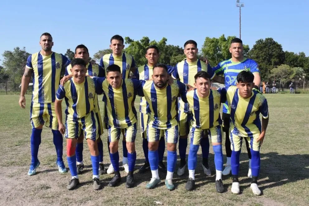 FOTO: Defensores del Rosario ganador de la instancia de clasificación del certamen de Primera A.