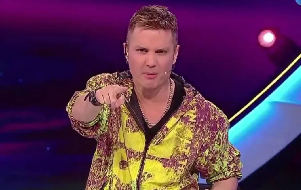 Santiago Del Moro renovó contrato por 5 años más.