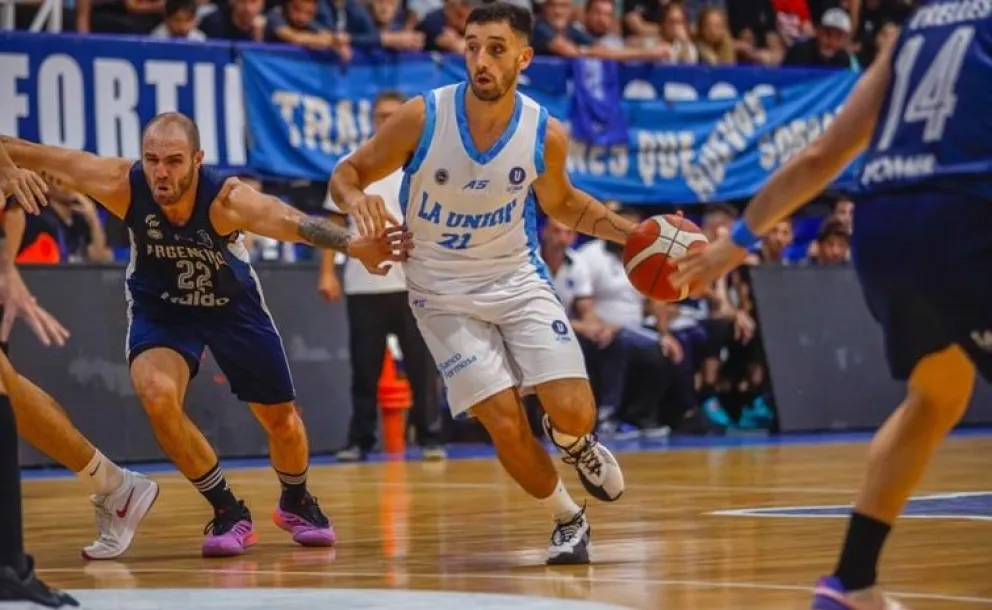 FOTO: Un pasaje del compromiso cumplido entre formoseños y juninenses.
