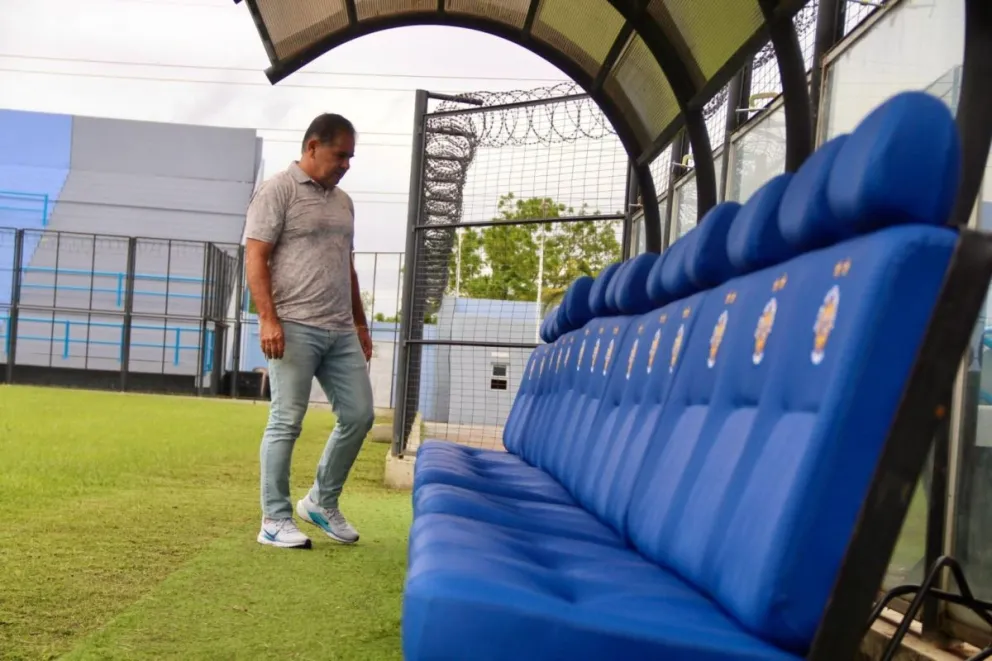El estadio de Sol de América ya esta listo para recibir al Federal A. 