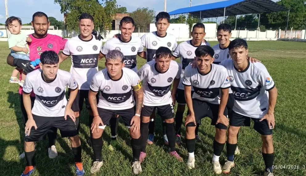 FOTO 1: 8 de Diciembre ganó y ratificó su condición de candidato al titulo.