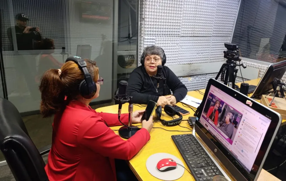 NILDA PATIÑO VISITÓ LOS ESTUDIOS DE FM ESPACIOS
