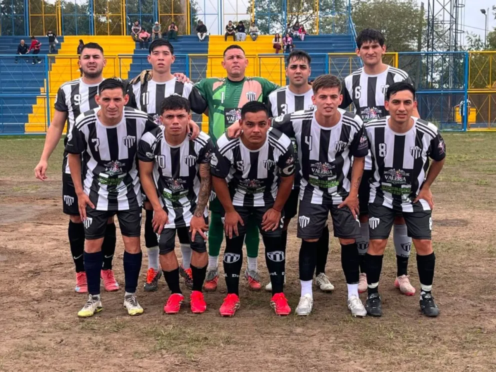 Foto 1: Libertad del Eva Perón que igualó con Fontana 1-1.