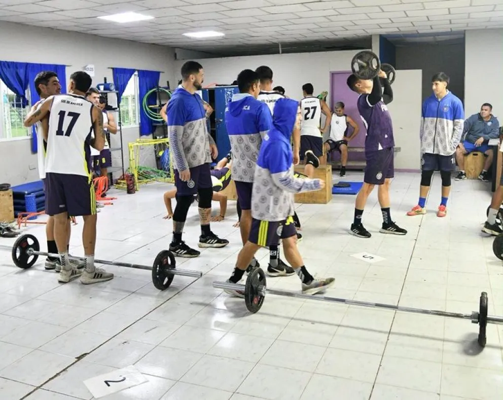 FOTO: Sol de América realizó una sesión de entrenamiento pensando en el cruce con los puntanos.